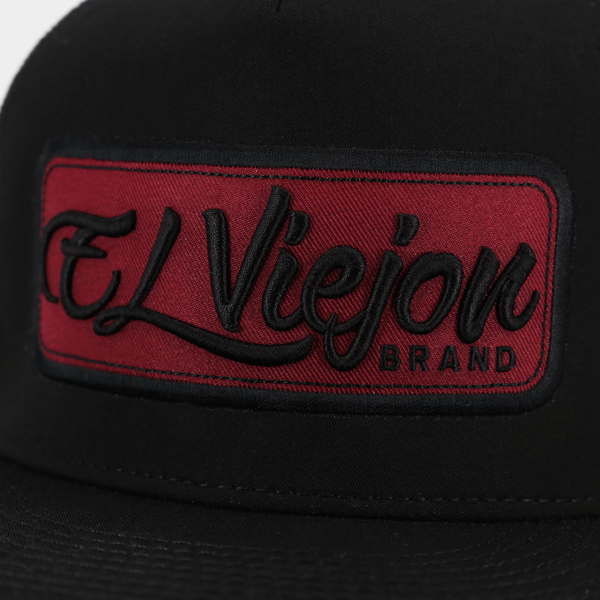 EVPatch Black (Maroon Patch) flat visor hat / gorra de visera plana