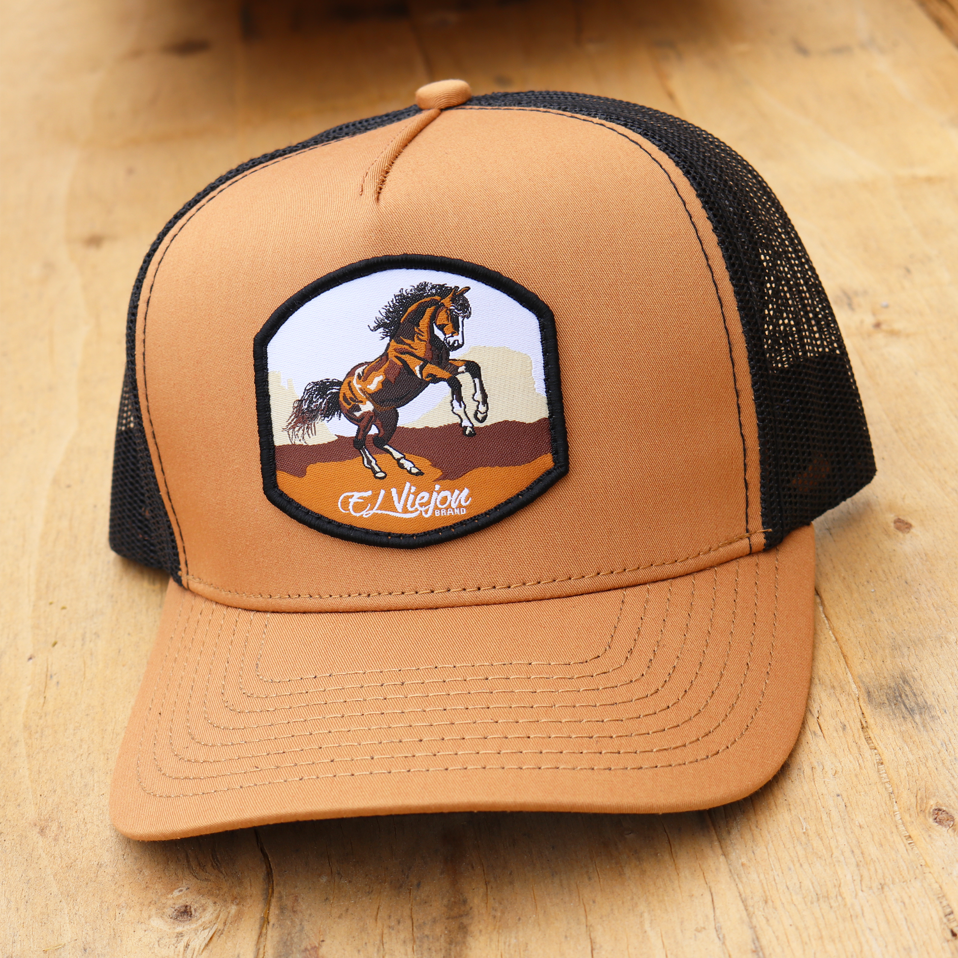 Bailador Caramel/Black AVC hat with rearing horse patch and "El Viejon Brand" text.