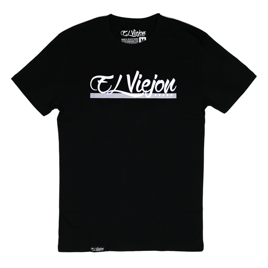 Alpha Shirt negra de algodón con logo blanco "El Viejon Brand" serigrafiado en el pecho y etiqueta en el dobladillo.