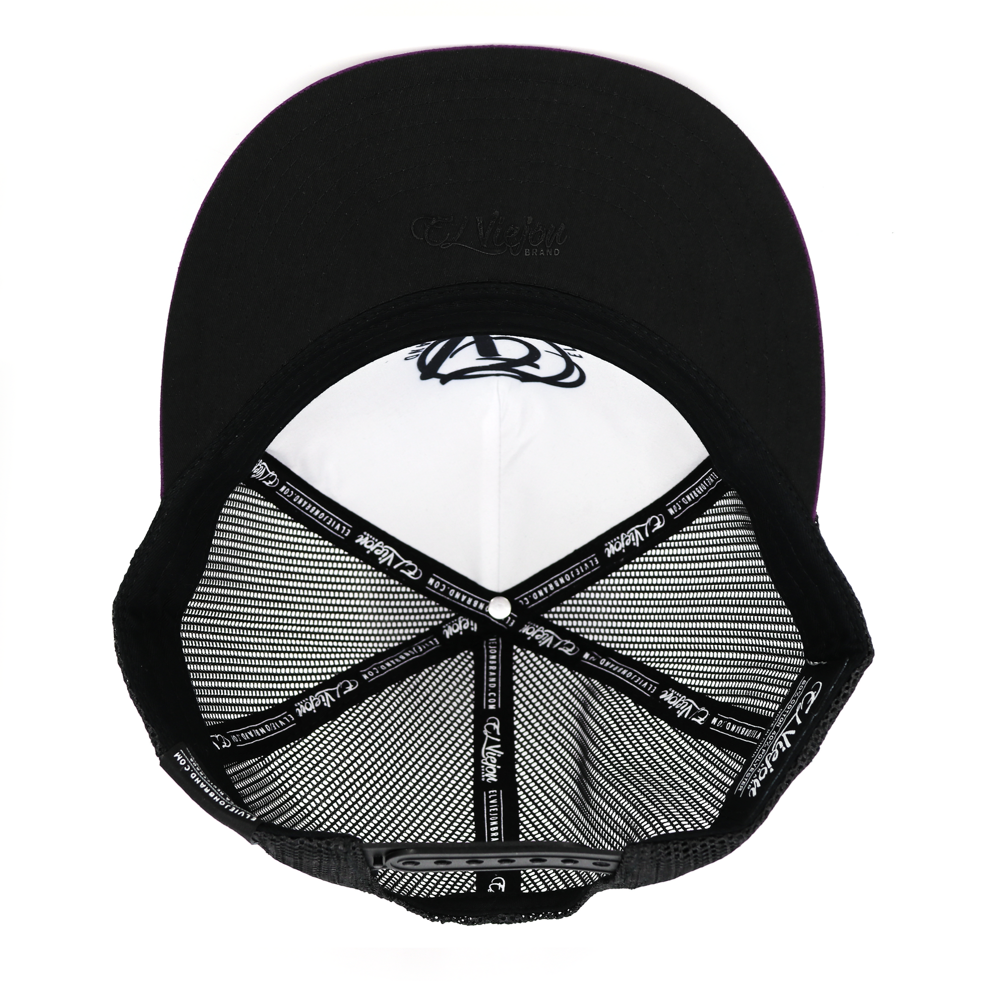 Azteca Plum/White/Black flat visor hat / gorra de visera plana