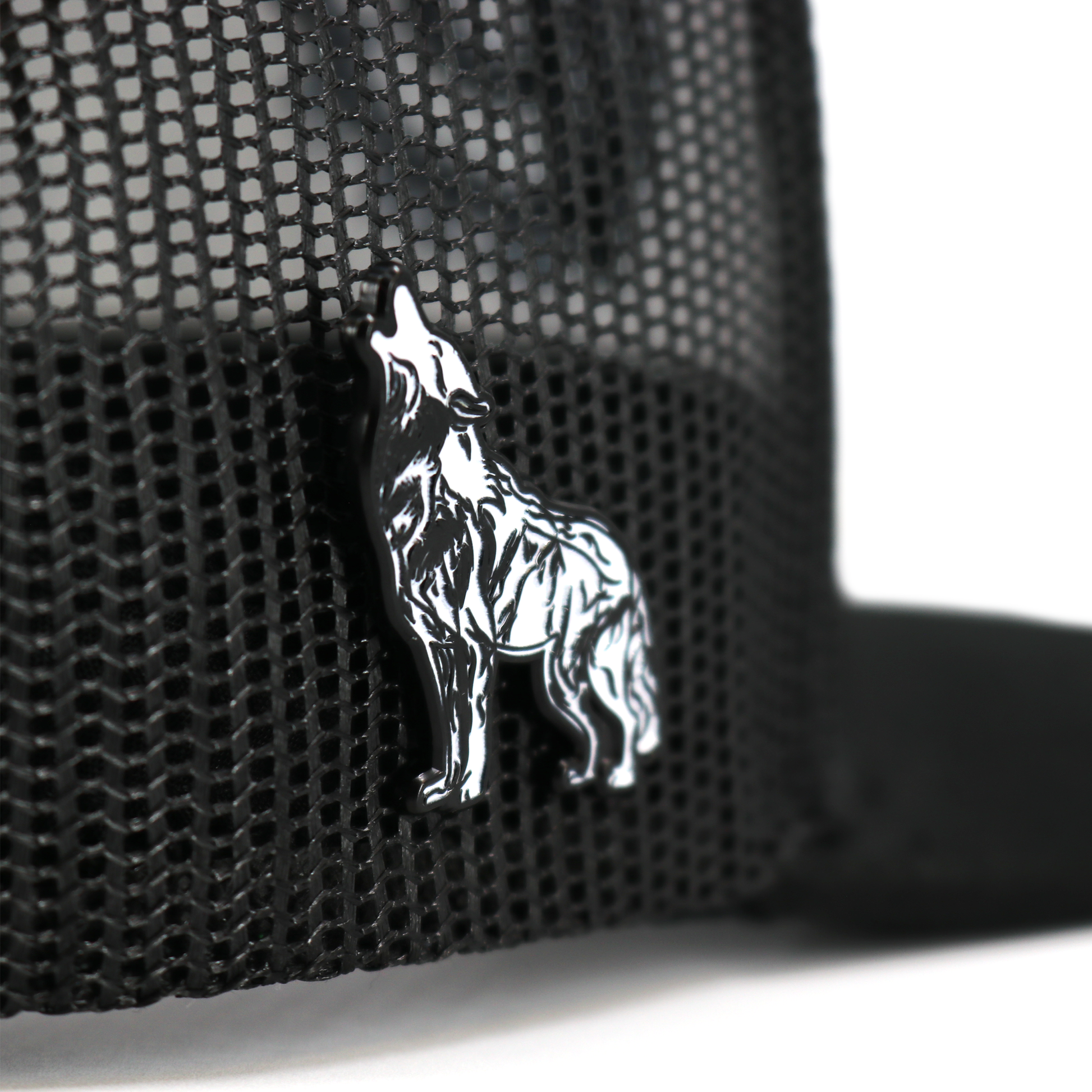 Lobo Pin (1pc)
