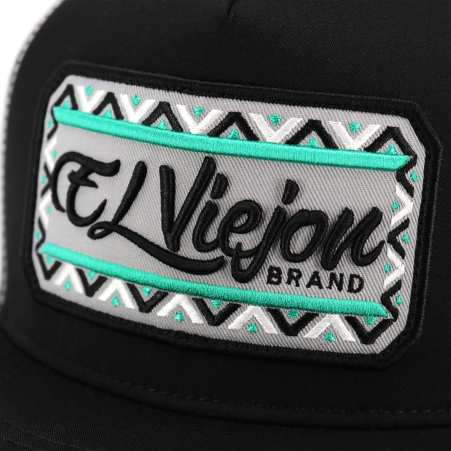 Nayarit Black/White flat visor hat with "El Viejon Brand" patch, black mesh, and adjustable snapback.